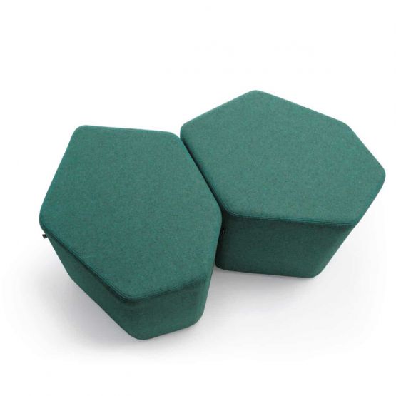  Pouf-d'accueil-bas-design-en-tissu-personnalisable-BAZALTO-BA-06-prosiege