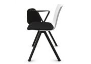 Chaise formation tapissée avec tablette écritoire Odei 8
