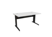 Bureau droit 140 x 80 cm avec passe-câbles et voile de fond Corial 1
